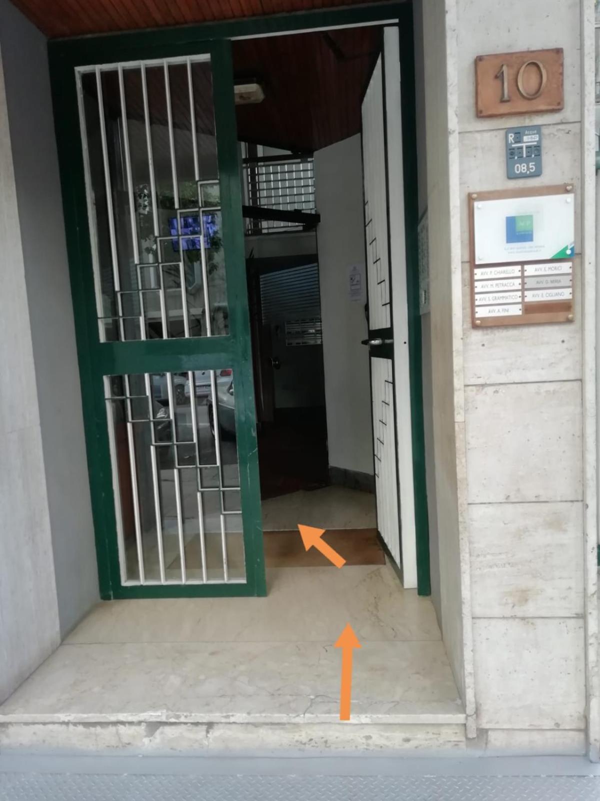 Case Vacanze Monroe 1 Palermo Bagian luar foto